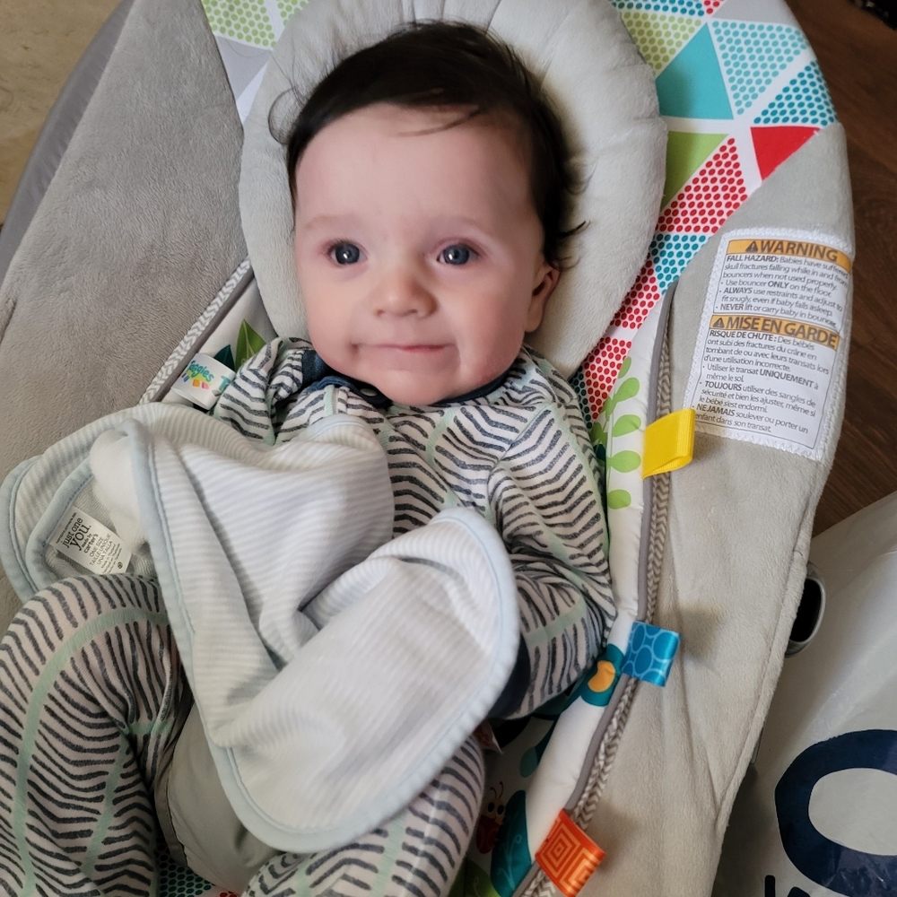 Maura🍁 Posh Ambassador 🍁 - Picture 7 of 8